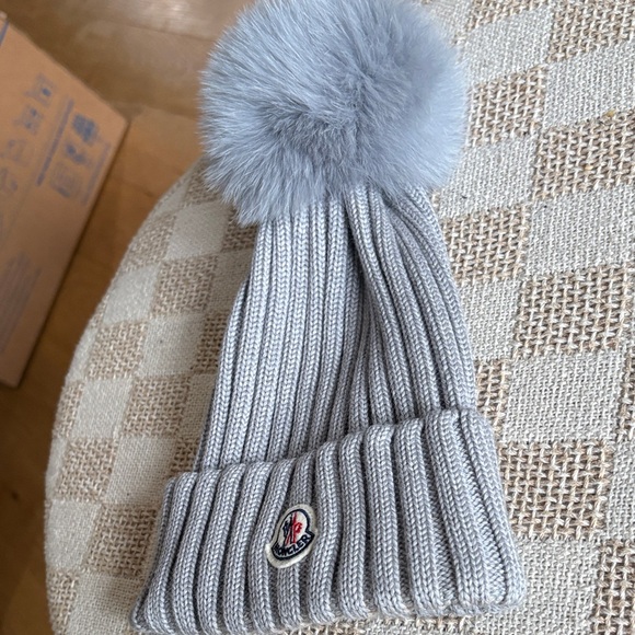Moncler Gray Knit Pom-Pom Beanie - Picture 2 of 4